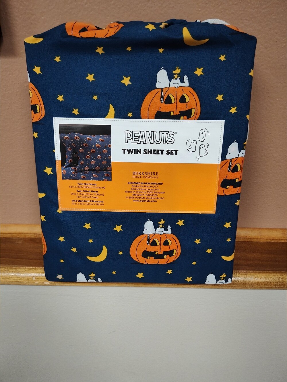 NWT! SNOOPY Peanuts Twin Sheet Set - Halloween Pumpkins - Berkshire Blanket Co - Picture 3 of 3